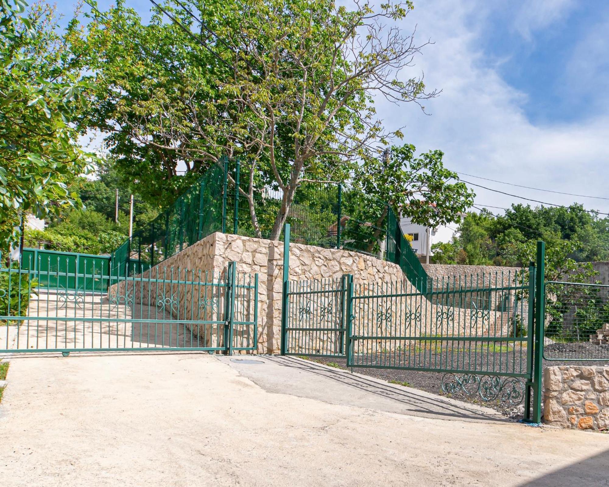 Villa The White House Thurmani Esterno foto
