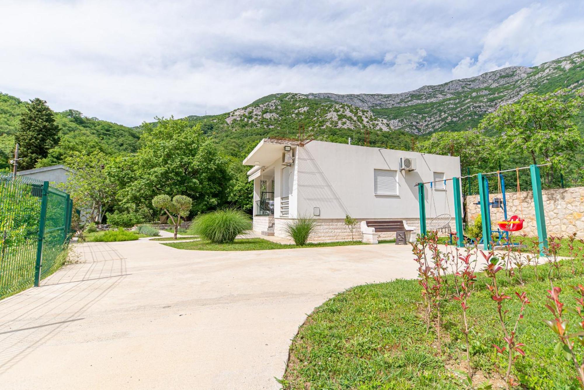 Villa The White House Thurmani Esterno foto